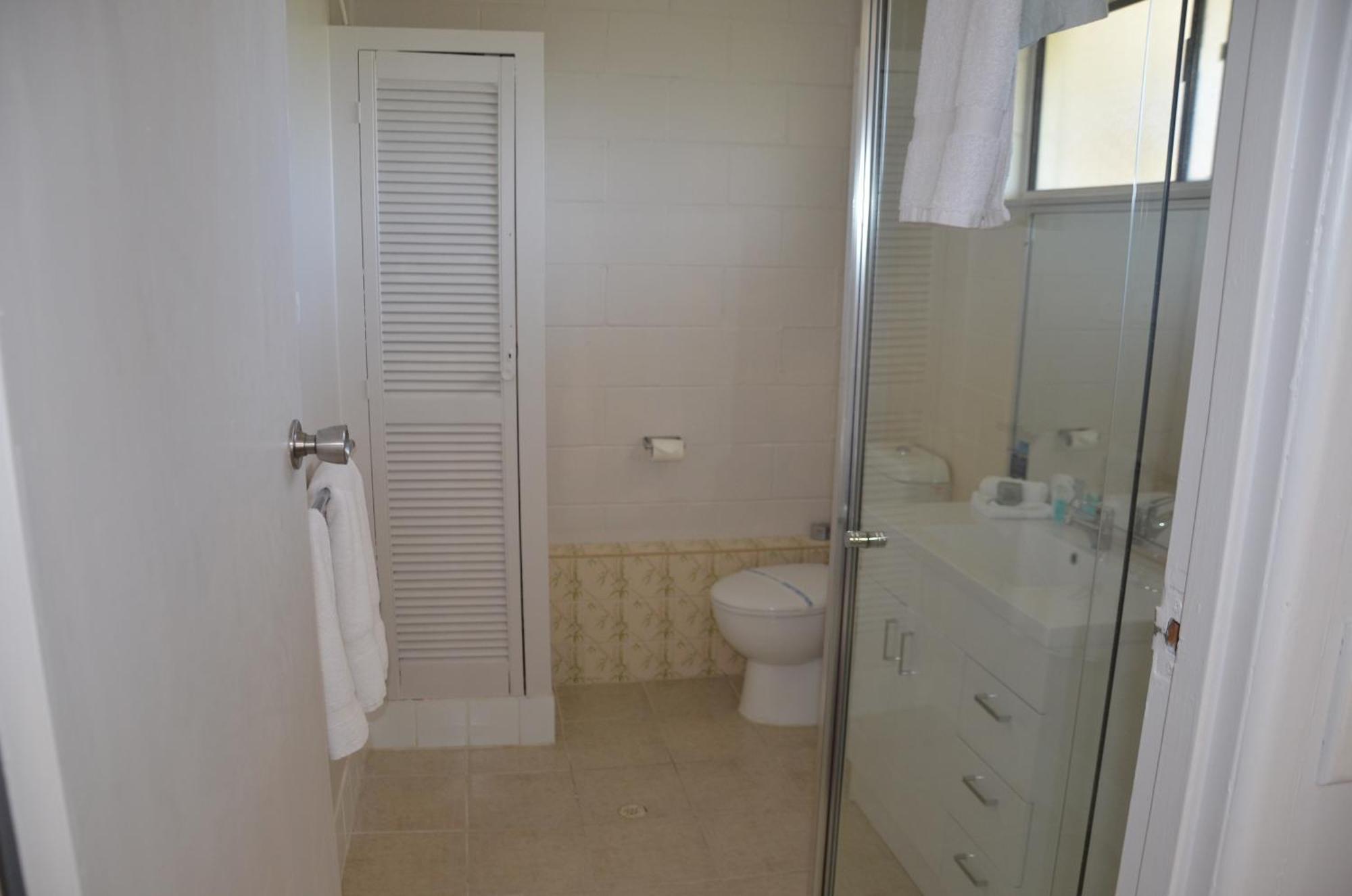 McNevins Logan Park Motel Loganholme Ruang foto