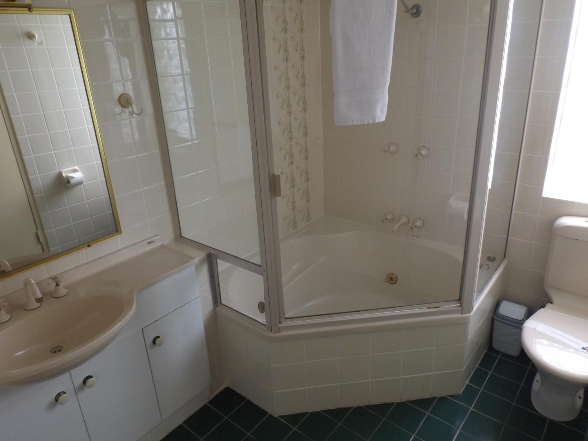 McNevins Logan Park Motel Loganholme Ruang foto